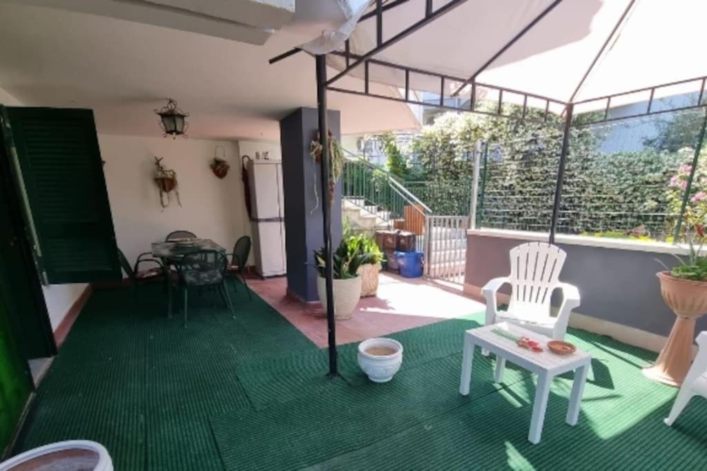 Villa Rita Giugliano In Campania Exterior photo